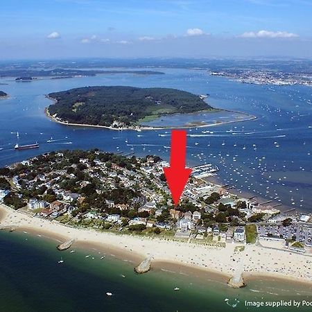 Top Floor Sandbanks Apartment With Free Parking Just Minutes From The Beach And Bars Canford Cliffs Extérieur photo