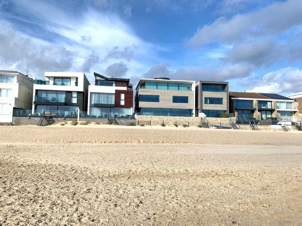 Top Floor Sandbanks Apartment With Free Parking Just Minutes From The Beach And Bars Canford Cliffs Extérieur photo